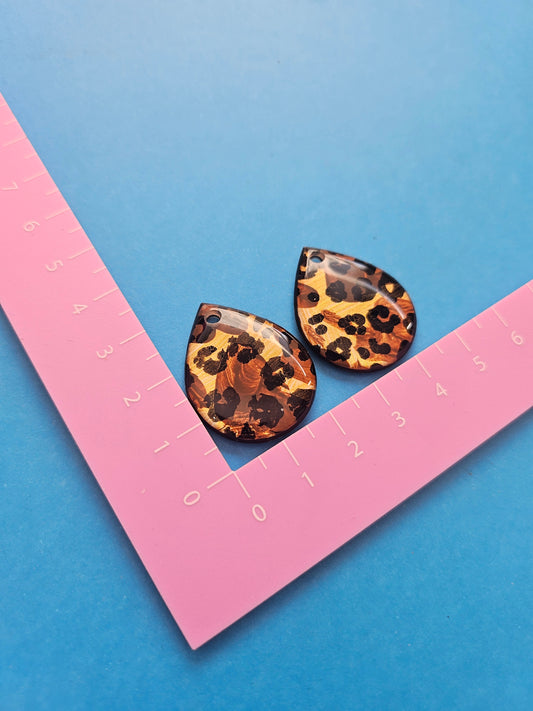 Leopard midi drop snacks