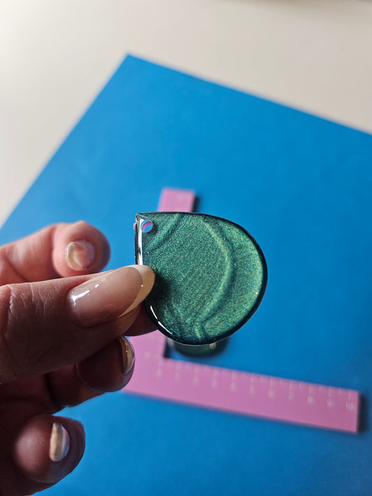 Large drop, purple/hand painted metallic green snacks