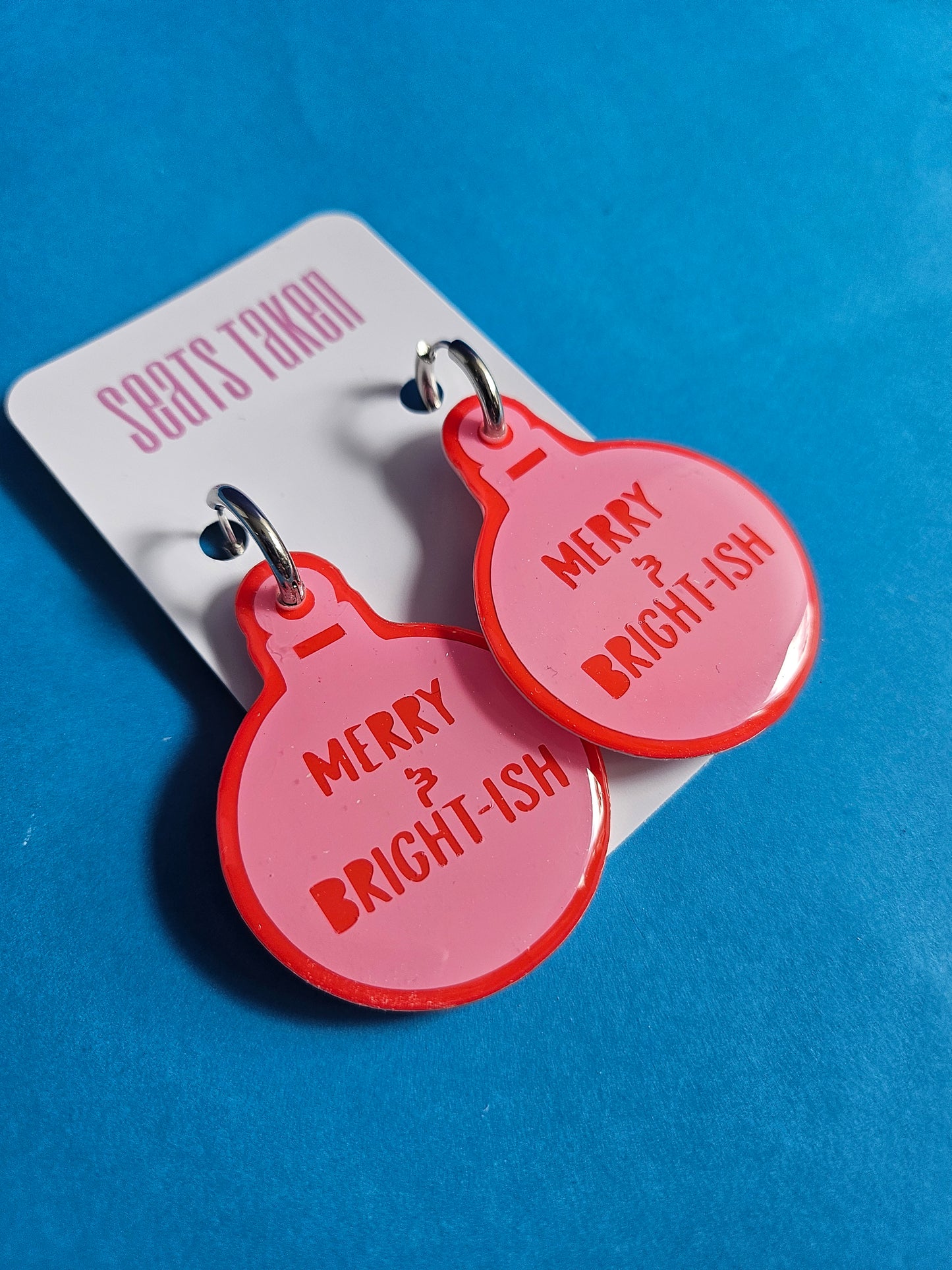 Merry and bright-ish Christmas dangles (pink/red)