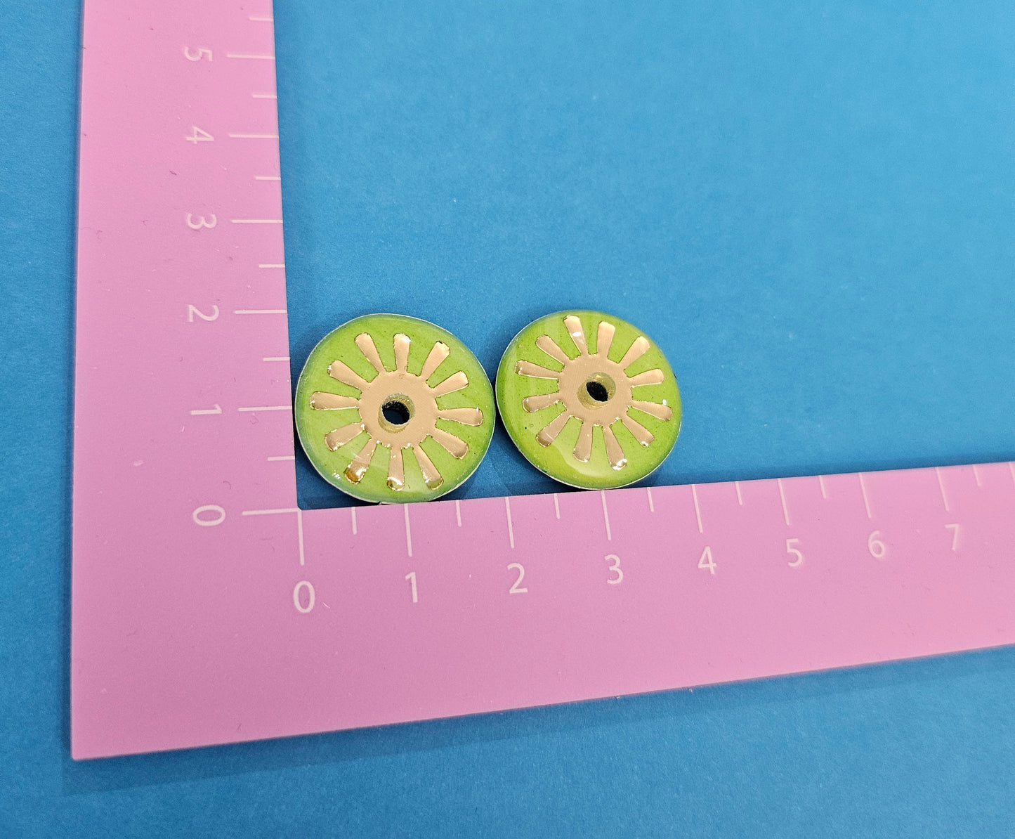 Sunburst snacks *choose colour