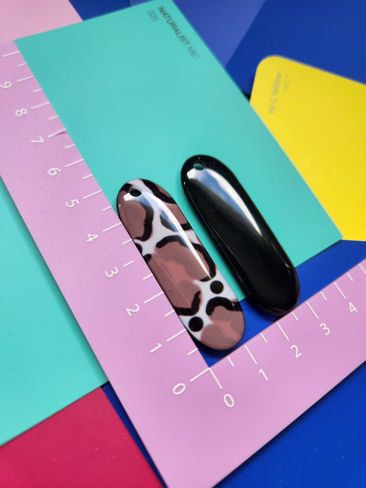 Leopard long drop snack