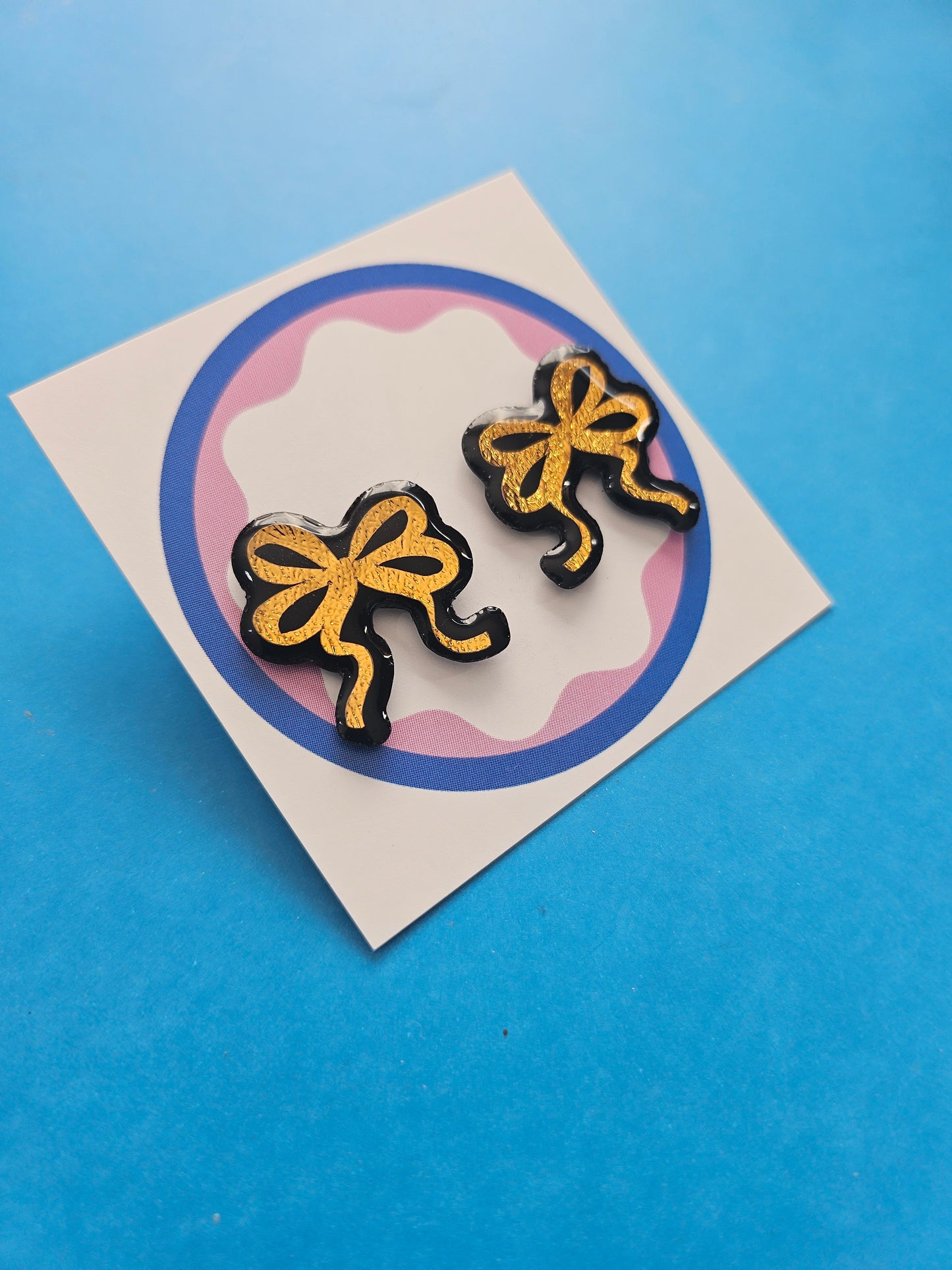 Gold bow studs