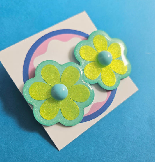 Retro flower studs blue