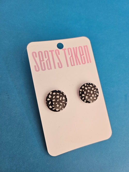 1.5cm studs